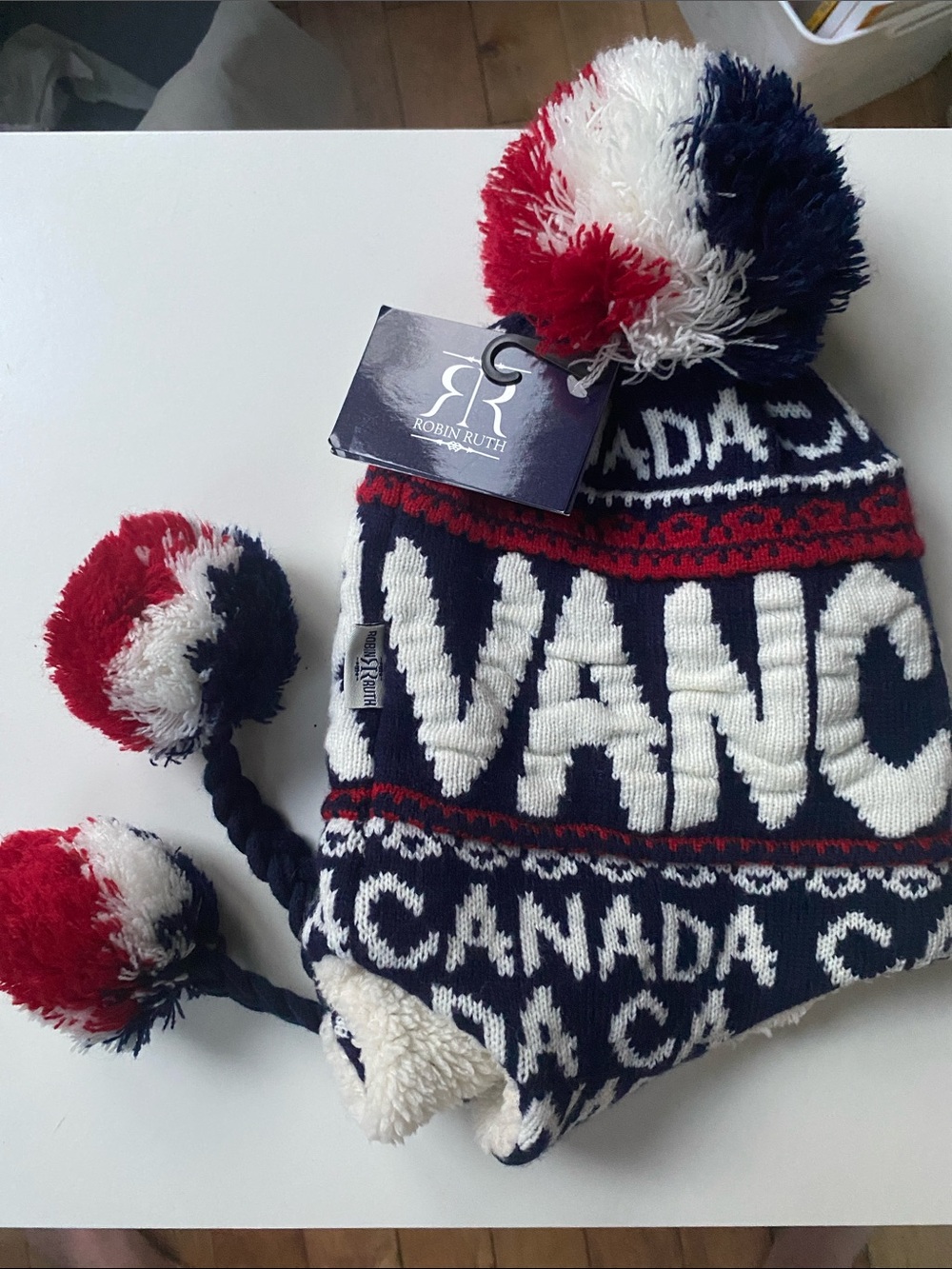 Robin Ruth Pom Pom Vancouver Winter Hat Snow Unisex One Size Red White Blue NWT